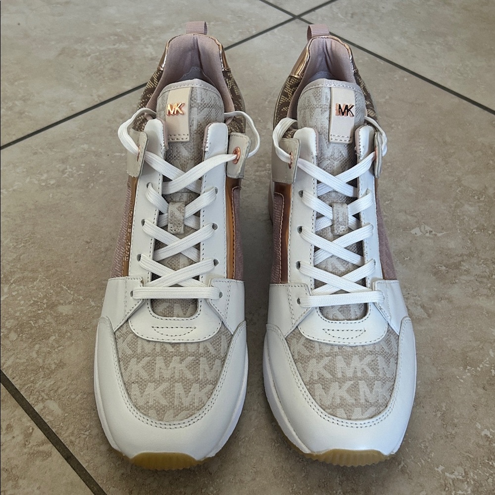 Michael Kors Georgie Trainer Wedge Sneakers Size 10M - Picture 2 of 7